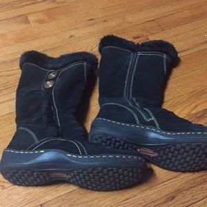 Bear Trap fur lined and trimmed winter boots